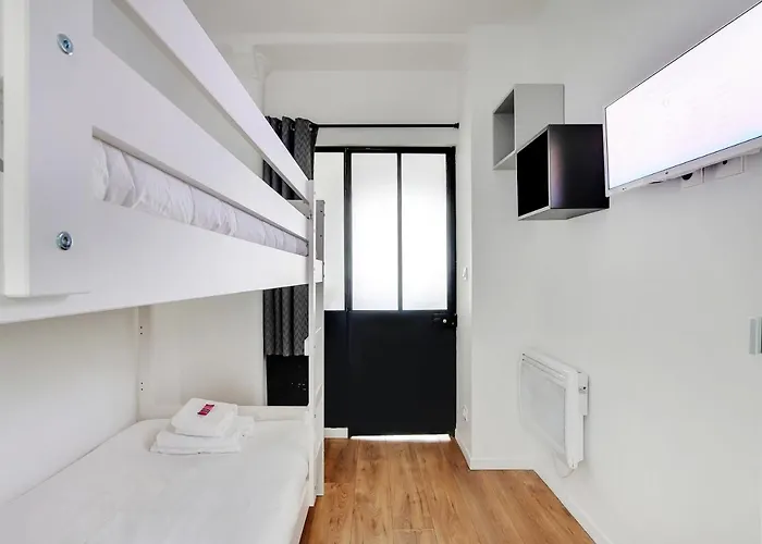 Отель Cmg Cosy - Montparnasse Париж